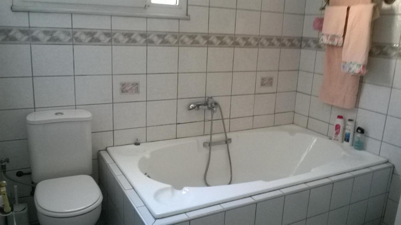 Family House Apartment Kavála ภายนอก รูปภาพ